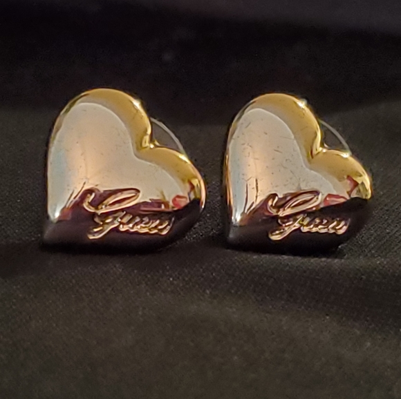 4/$20 Guess Rose Gold Heart Stud Earrings - Picture 3 of 4